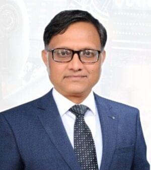 Dr Vivek Gujar